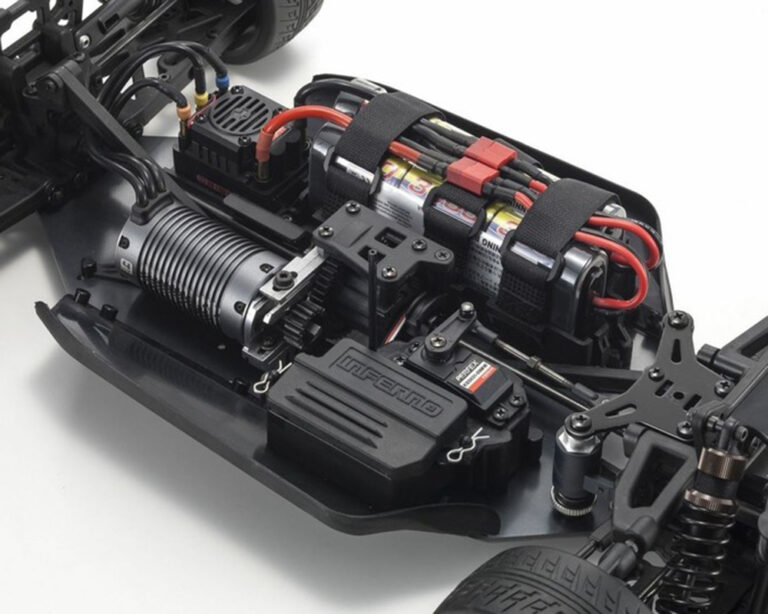 Kyosho Inferno GT2 VE Race Specs Audi R8 LMS rot RTR 1:8